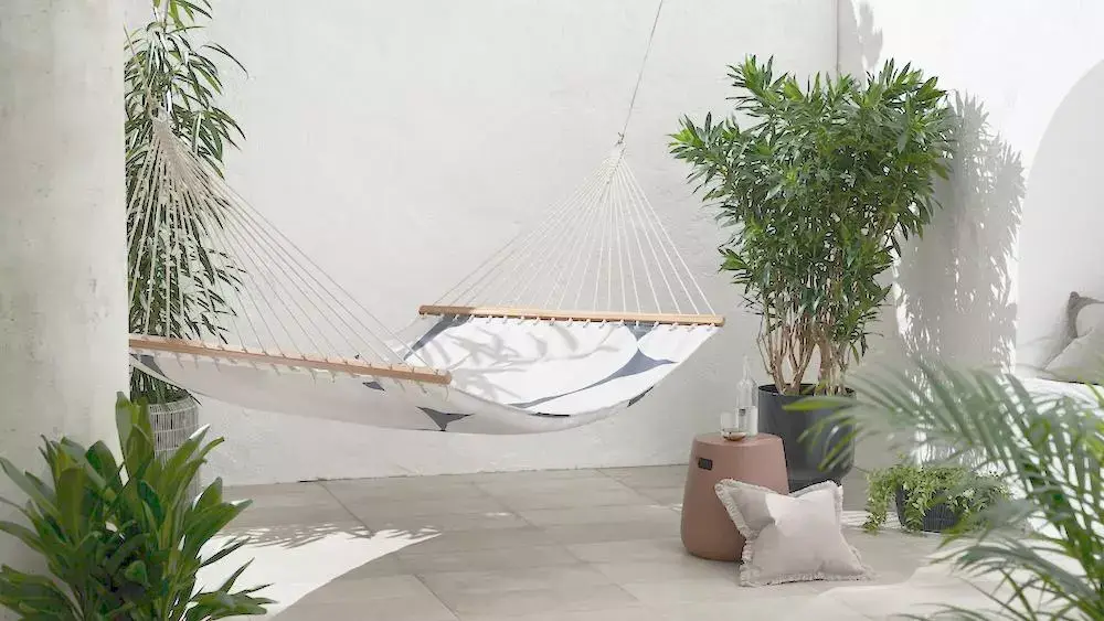 How to Choose the Perfect Spot for Your Hammock?